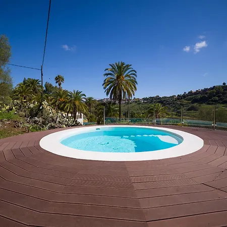 Hacienda Olivos * Санта-Брихида